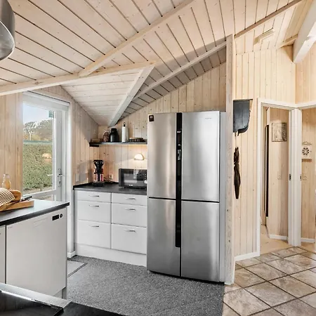 Feriehus 2 Bedroom Gorgeous In *
