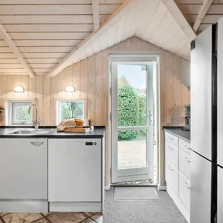 Feriehus 2 Bedroom Gorgeous In