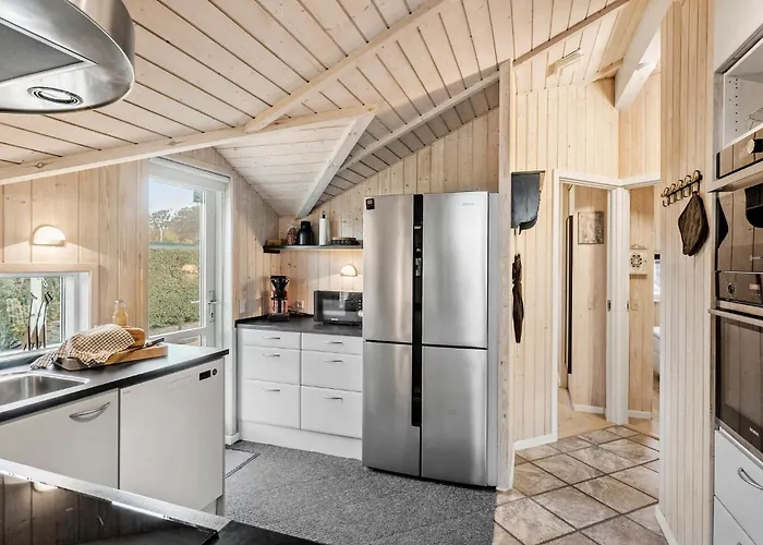 Feriehus 2 Bedroom Gorgeous In *