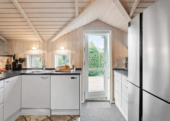 Feriehus 2 Bedroom Gorgeous In
