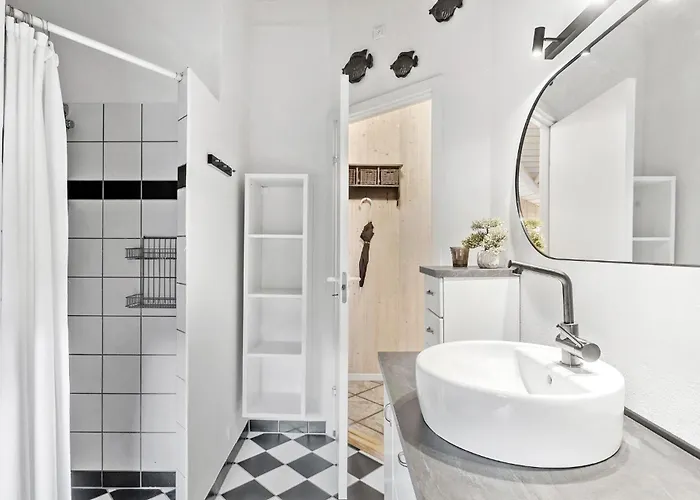 2 Bedroom Gorgeous In Dannemare