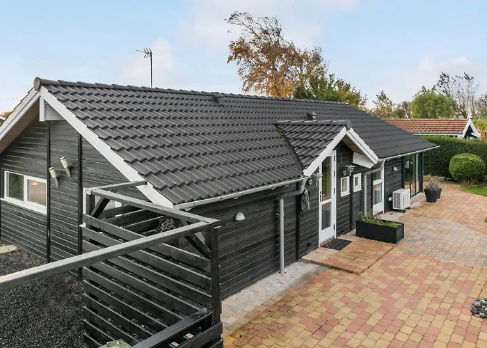 2 Bedroom Gorgeous In Feriehus Dannemare